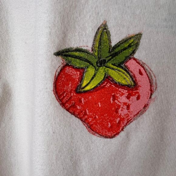 Strawberry Shortcake Top Womens Size Large Cropped Novelty 100% Cotton - Picture 15 of 16